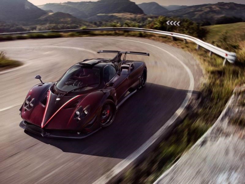 Pagani Zonda Fantasma EVO