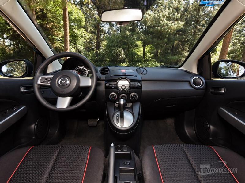 Mazda2 Touring Automático 2012 a prueba