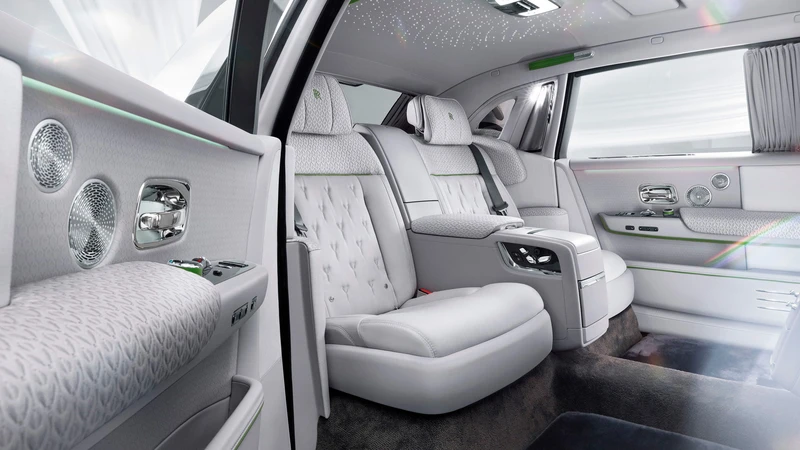 Rolls-Royce Panthom II 2023