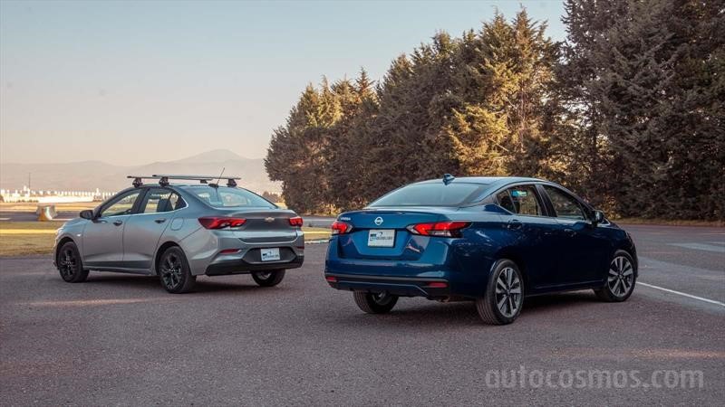Chevrolet Onix vs Nissan Versa