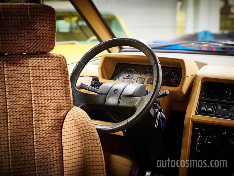 120 años, visita a Renault Classic