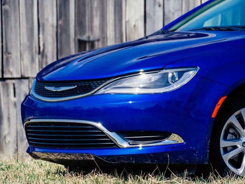 Chrysler 200 2015