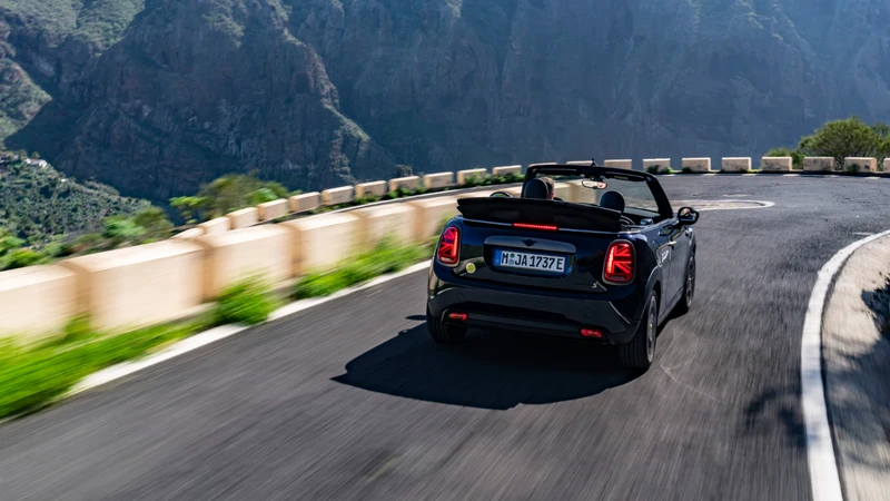MINI Cooper SE Cabrio
