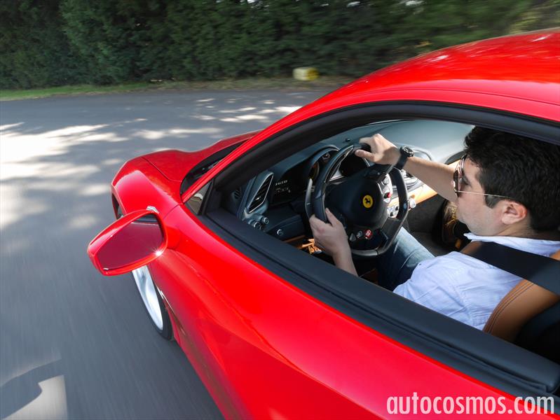 Ferrari 488 GTB 2016