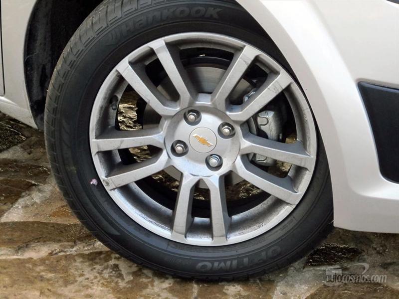 Chevrolet Sonic sedán LTZ Automático a prueba