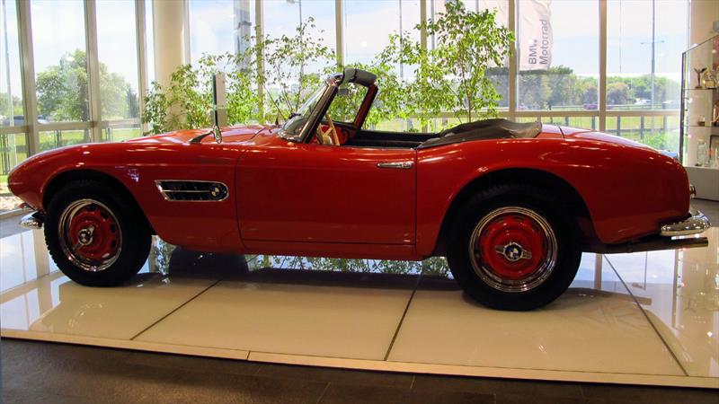 Historia BMW 507