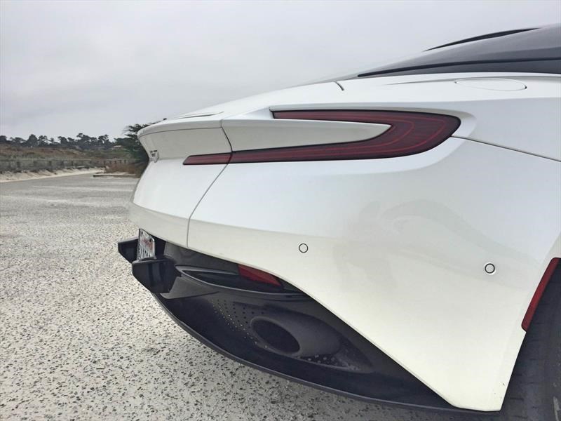 Aston Martin DB11 - Prueba de manejo