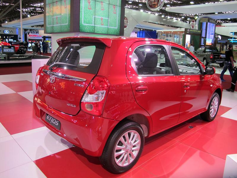 Toyota Etios debuta en el Salón de San Pablo
