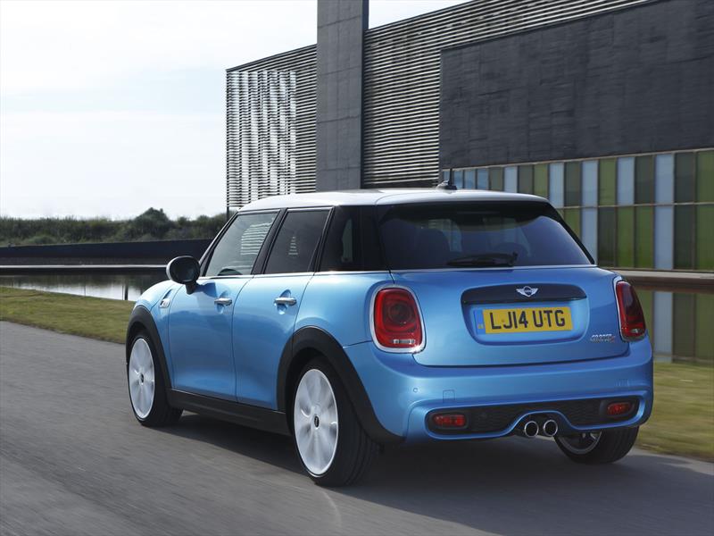 MINI 5 puertas