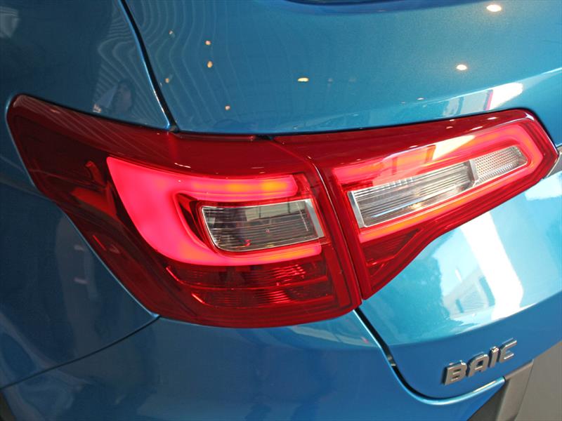 BAIC X25 Estreno en Chile