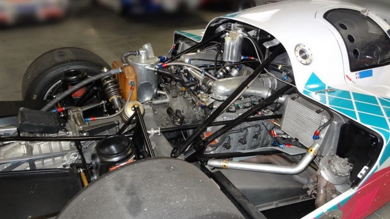 A subasta un espectacular Porsche Prototipo 962C