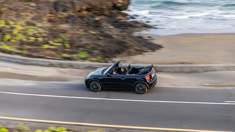 MINI Cooper SE Cabrio