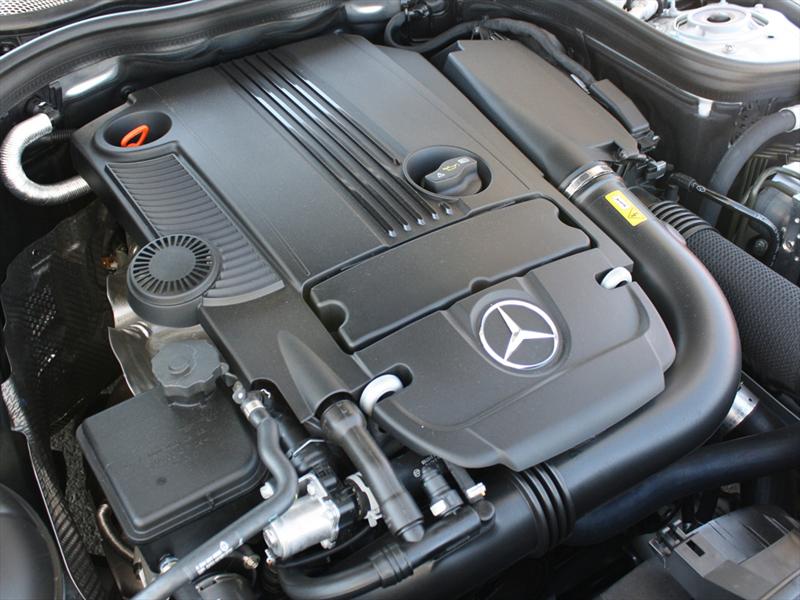 Mercedes-Benz E250 CGI Avantgarde 2012 a prueba