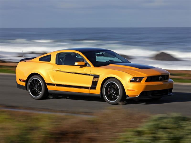 Mustang 50 años: 2012 revive el Boss 302