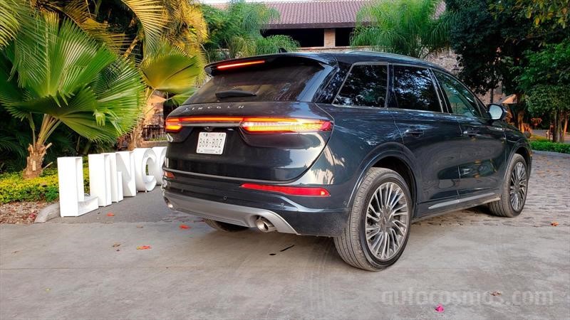 Lincoln Corsair 2020