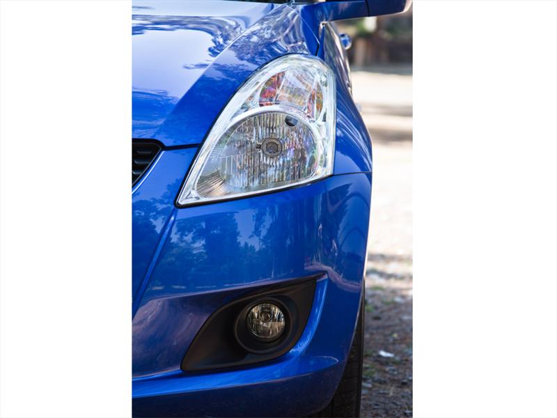 Suzuki Swift GLS Automático 2012