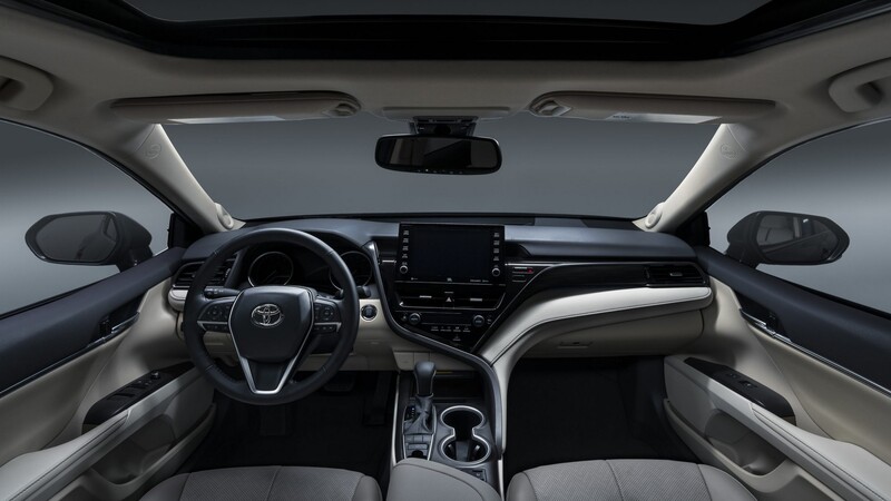 Toyota Camry 2021