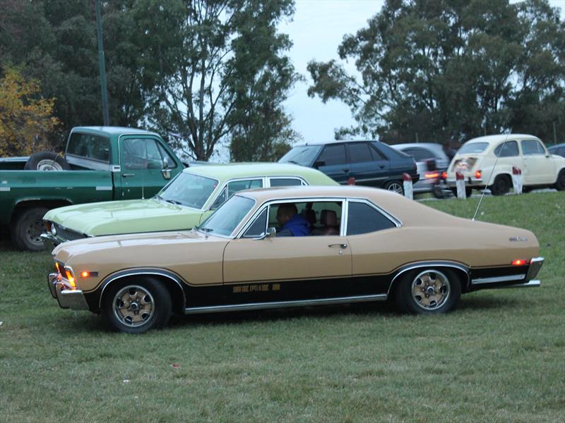 Bonus: Chevrolet 400 / Chevy / C-10