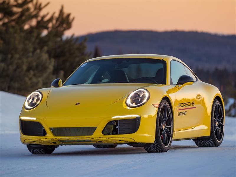 Porsche Experience Camp4 Canada