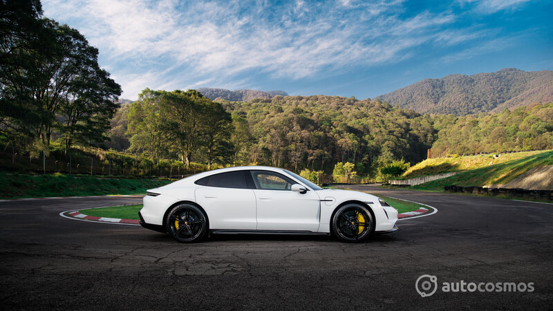 Porsche Taycan a prueba