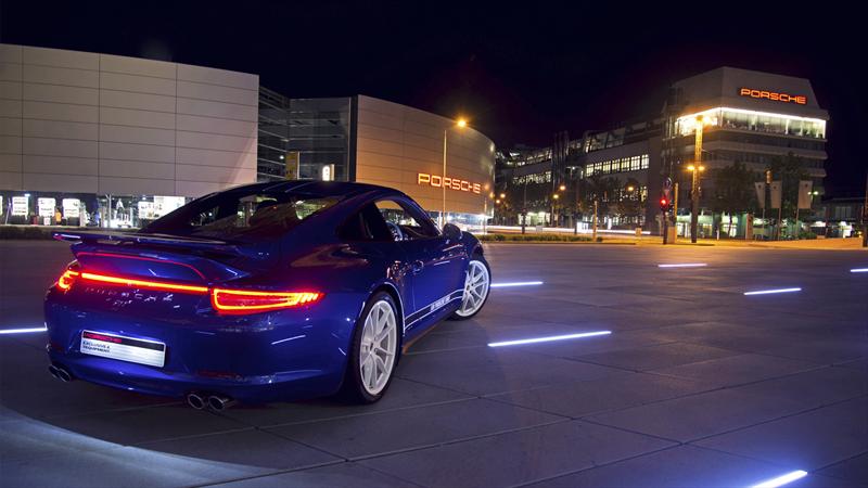 Porsche 911 Carrera 4 S 5 millones de fans