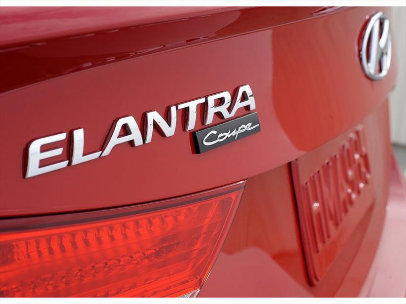 Hyundai Elantra Coupé