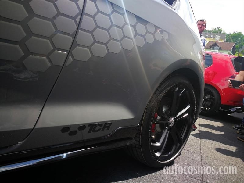 Volkswagen Golf GTI TCR Concept