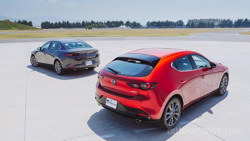  Mazda3 sedán vs Mazda3 hatchback, ¿con cuál te quedas?