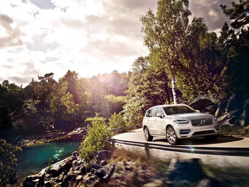 Volvo XC90 T8 2017
