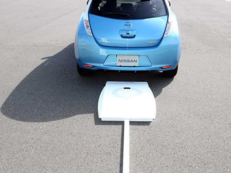 Autos eléctricos que se recargan inalámbricamente