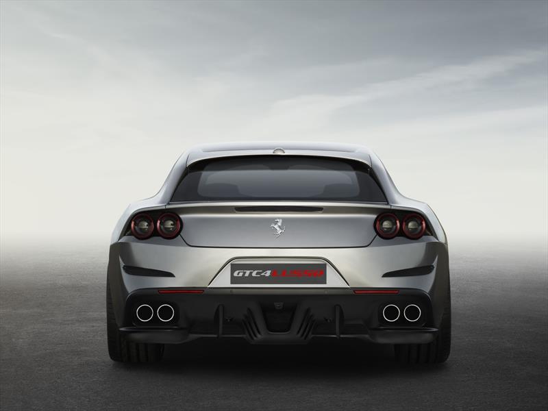 Ferrari GTC4Lusso