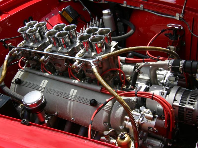 Los V12 de Ferrari