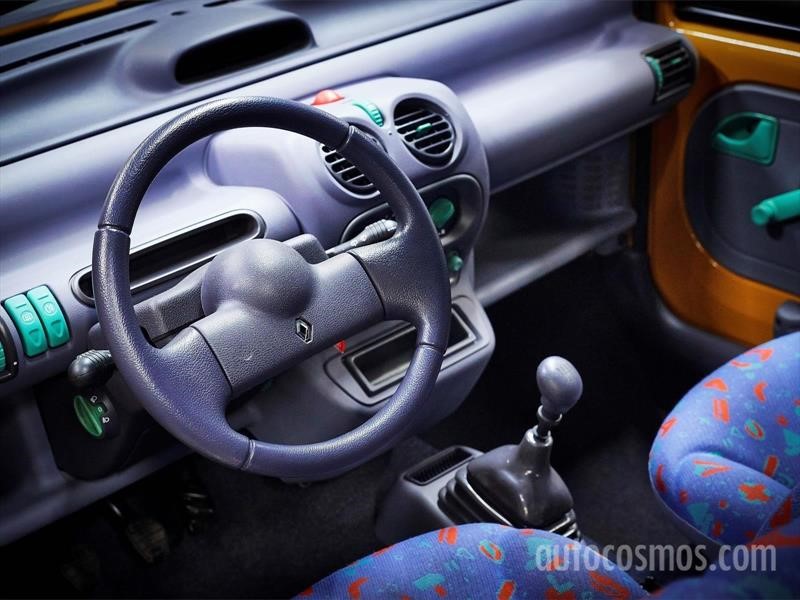120 años, visita a Renault Classic