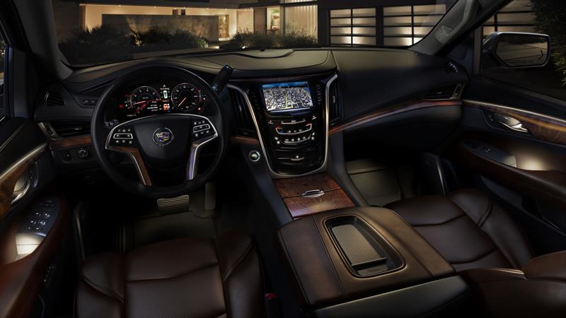 Cadillac Escalade 2015 debuta en Nueva York