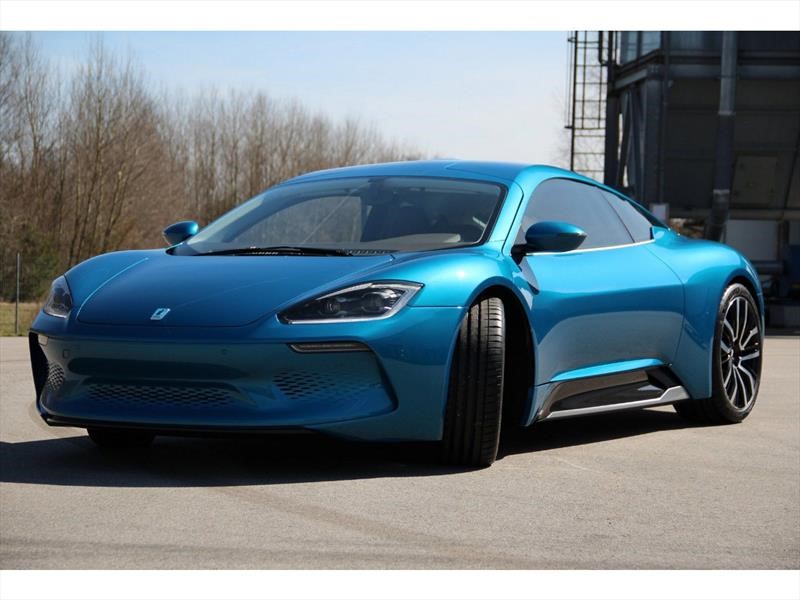 Isdera Commendatore GT