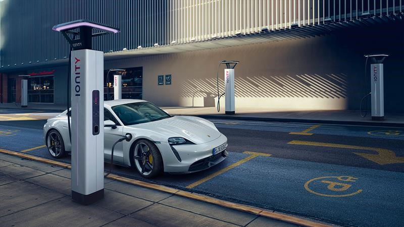 Porsche Taycan 2020