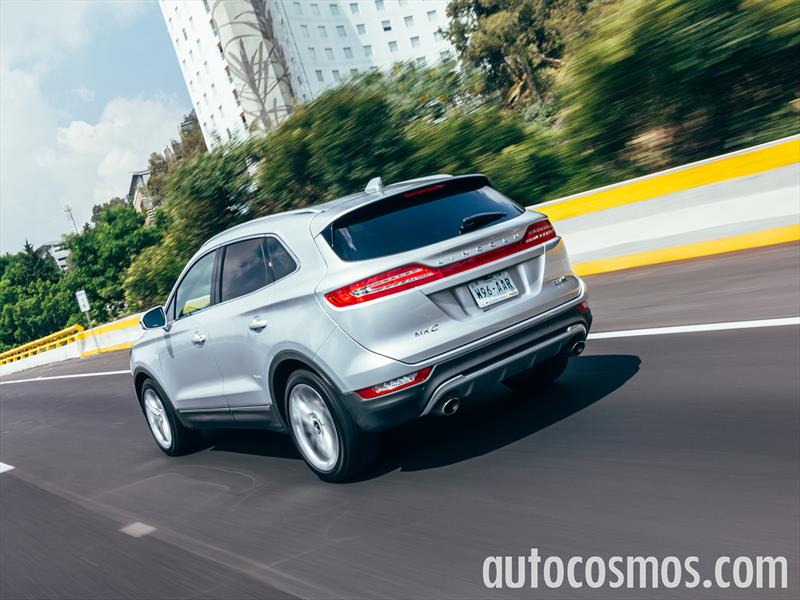 Lincoln MKC 2015