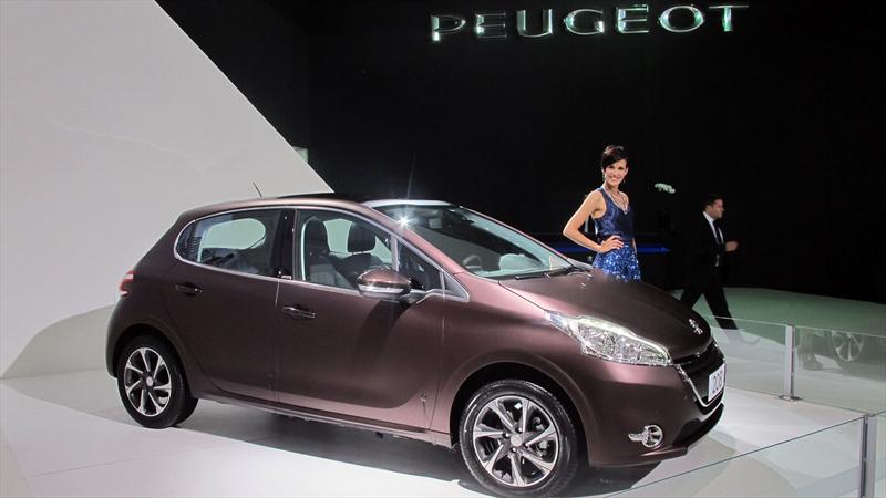 Peugeot 208 made in Brasil en San Pablo 2012