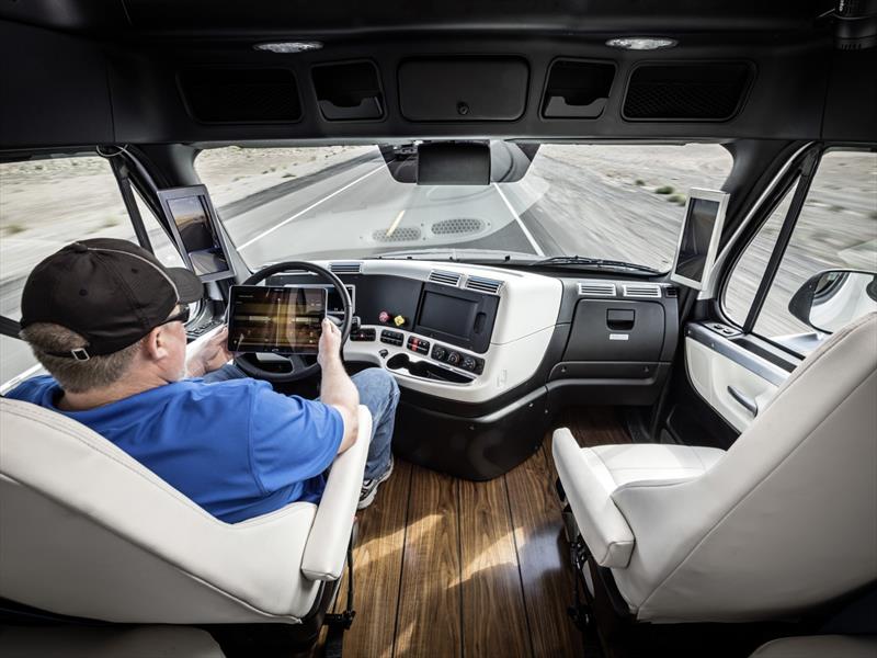 Freightliner Inspiration Truck