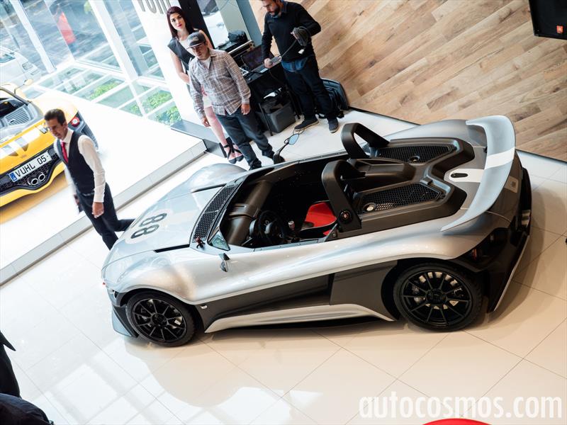 Showroom VUHL Automotive Ciudad de México