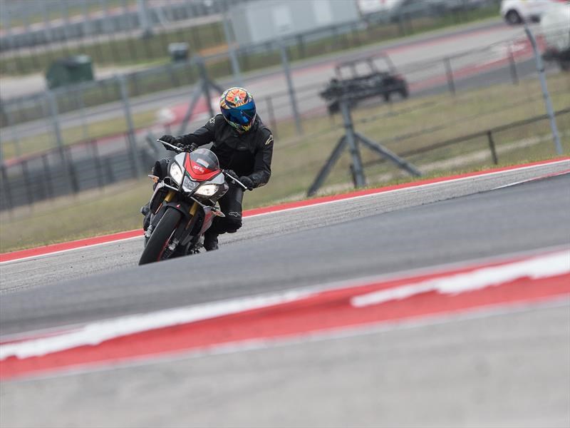 Aprilia Tuono V4 1100 2017