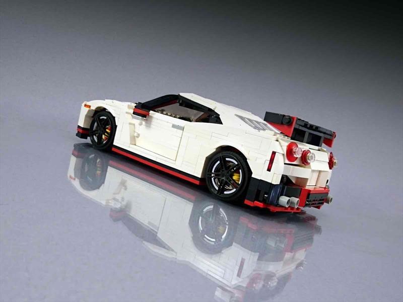 Nissan GT-R Nismo al estilo Lego