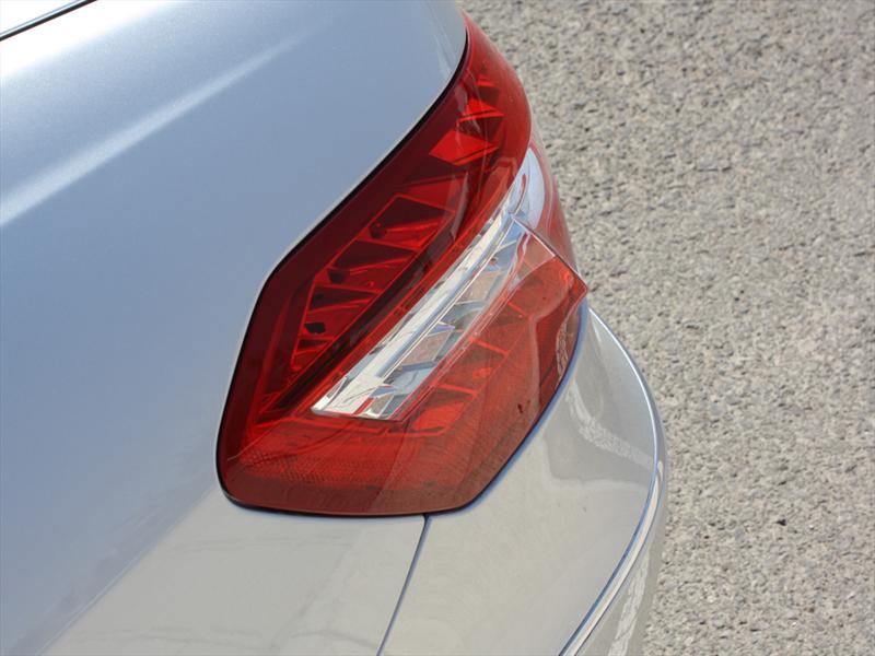 Mercedes-Benz E250 CGI Avantgarde 2012 a prueba