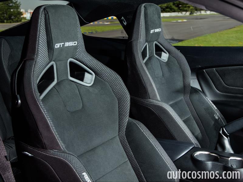 Ford Shelby Mustang GT350 2016