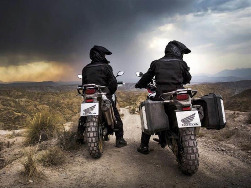 Honda Africa Twin 2016