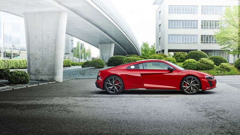 Audi R8 V10 performance RWD
