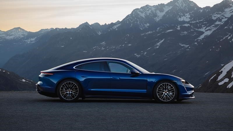 Porsche Taycan 2020