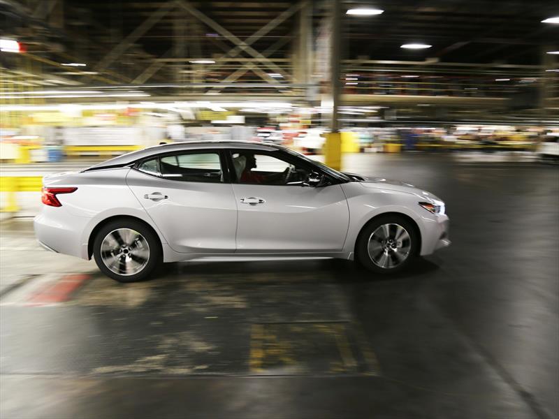 Inicia la producción del Nissan Maxima 2016