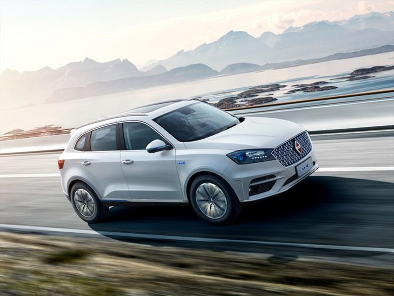 Borgward BXi7