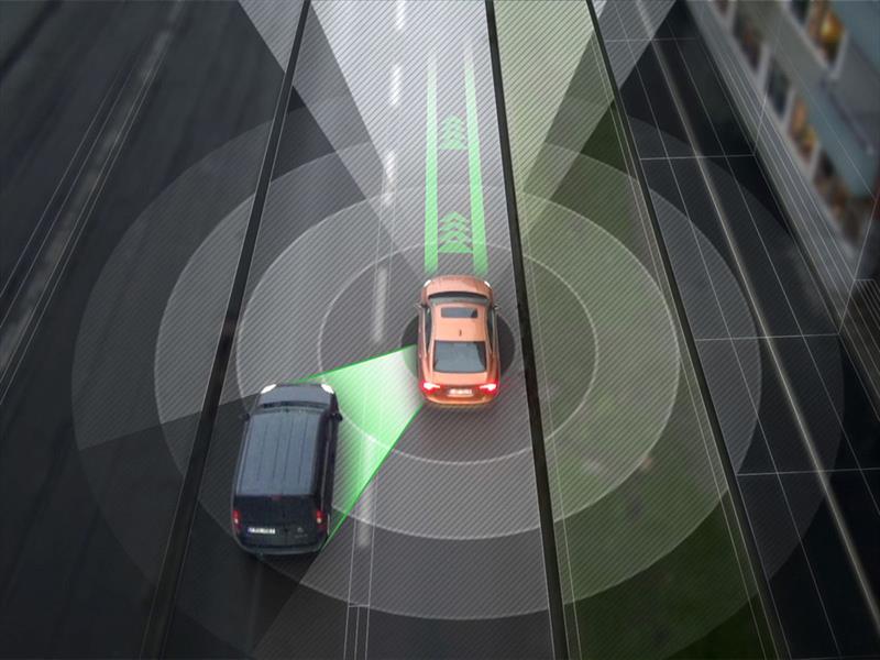 Volvo probará 100 vehículos autónomos